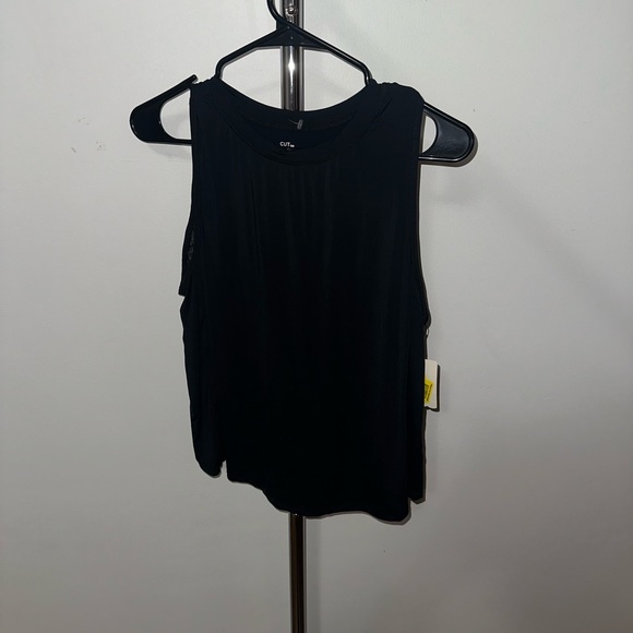 CUT THE FRILLS TOP L - Picture 3 of 4